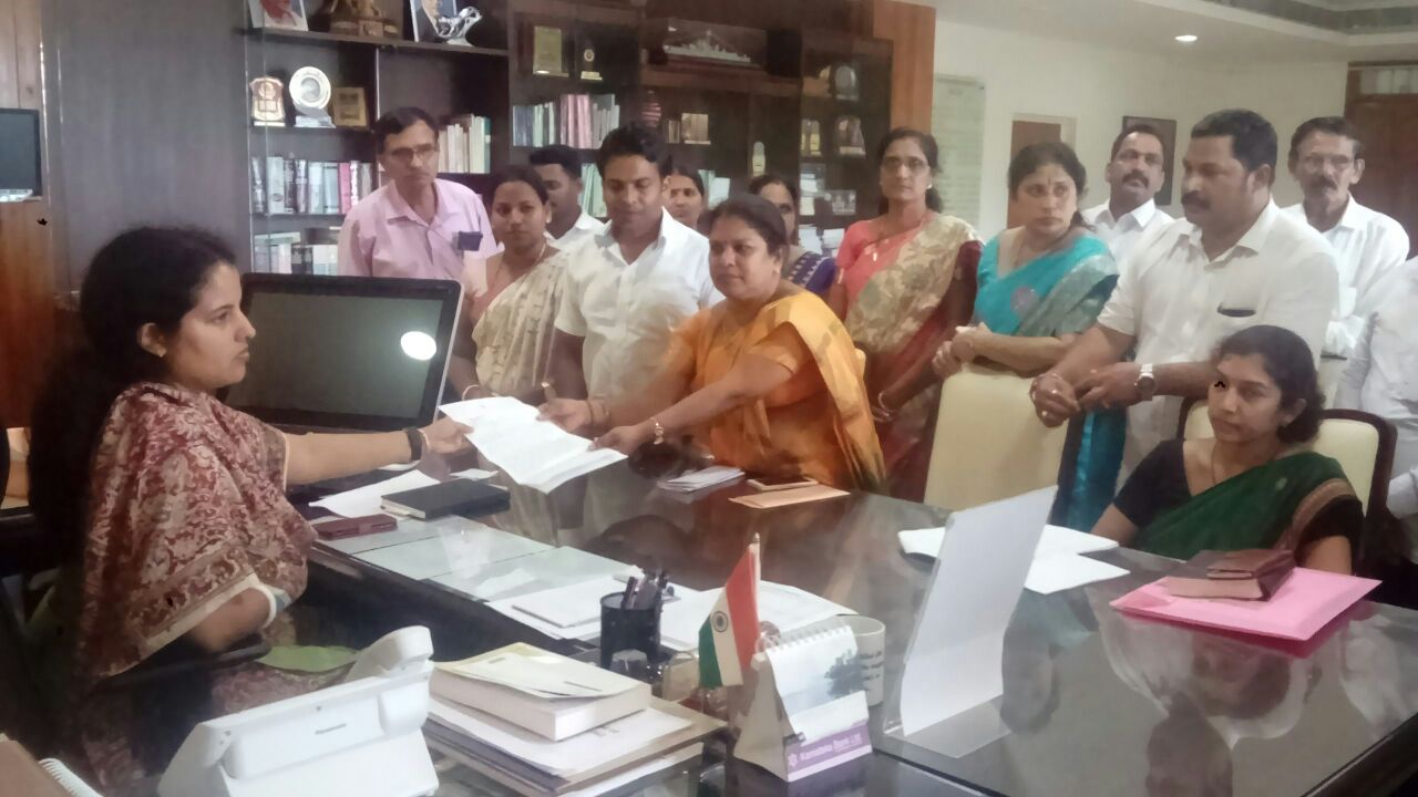 ಉಡುಪಿ ನಗರಸಭೆ: ಬಿಜೆಪಿ ಸದಸ್ಯರ ವಿರುದ್ಧ ಜಿಲ್ಲಾಧಿಕಾರಿಗೆ ದೂರು